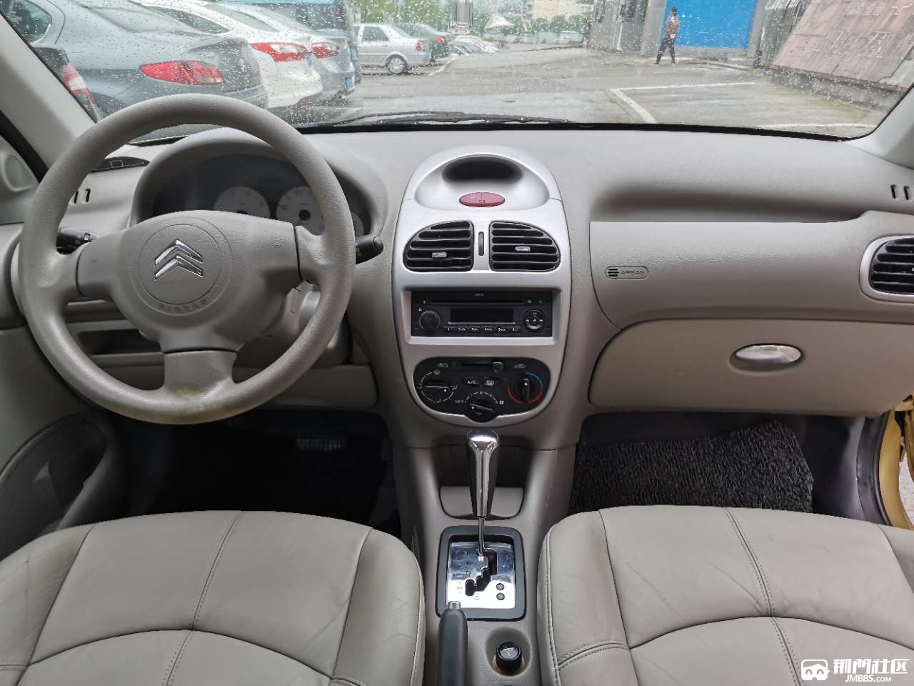 私家车自动挡雪铁龙c2