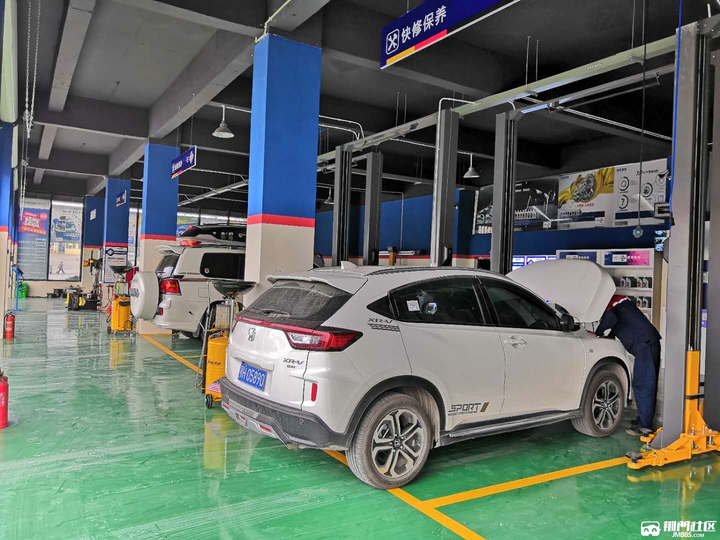 大型连锁汽车售后修理厂带设备整体低价转让