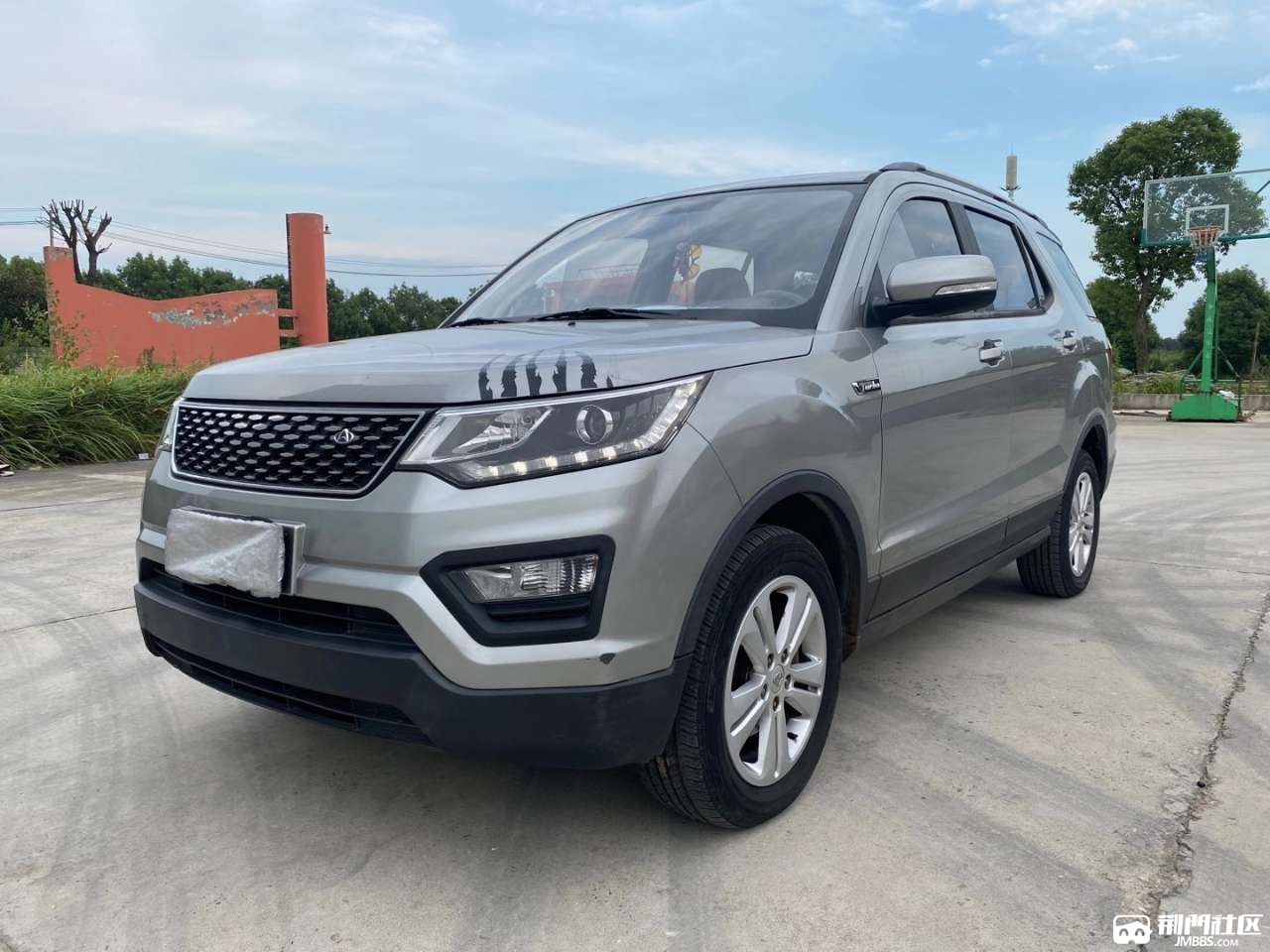 长安欧尚cx7018年15t自动高配七座抵押车便宜卖