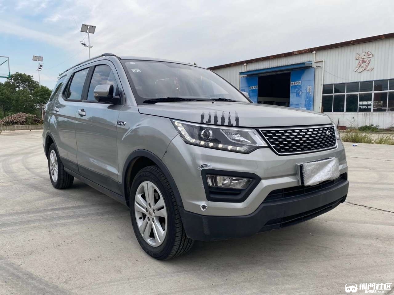 长安欧尚cx7018年15t自动高配七座抵押车便宜卖