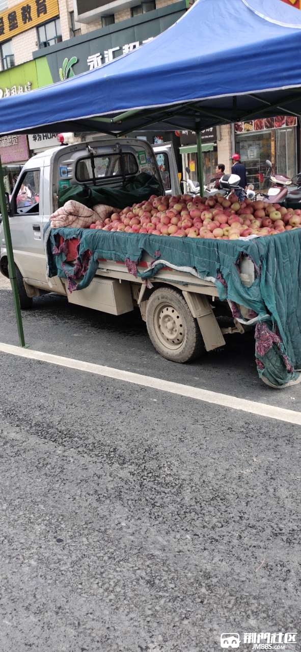出售2017年五菱荣光国5小卡单排水果车1