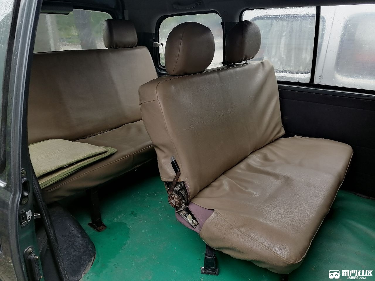 大空间商务面包车出售