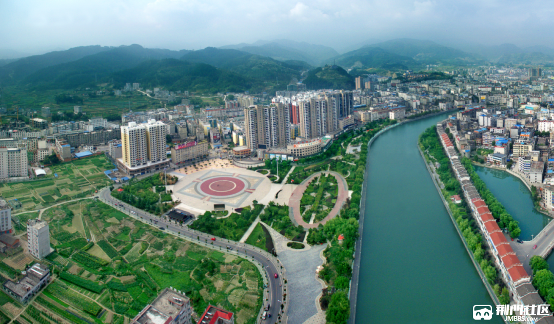 tips: 地址:宜昌市五峰县五峰镇茅坪村2组 电话:0717-5911168 湖北省