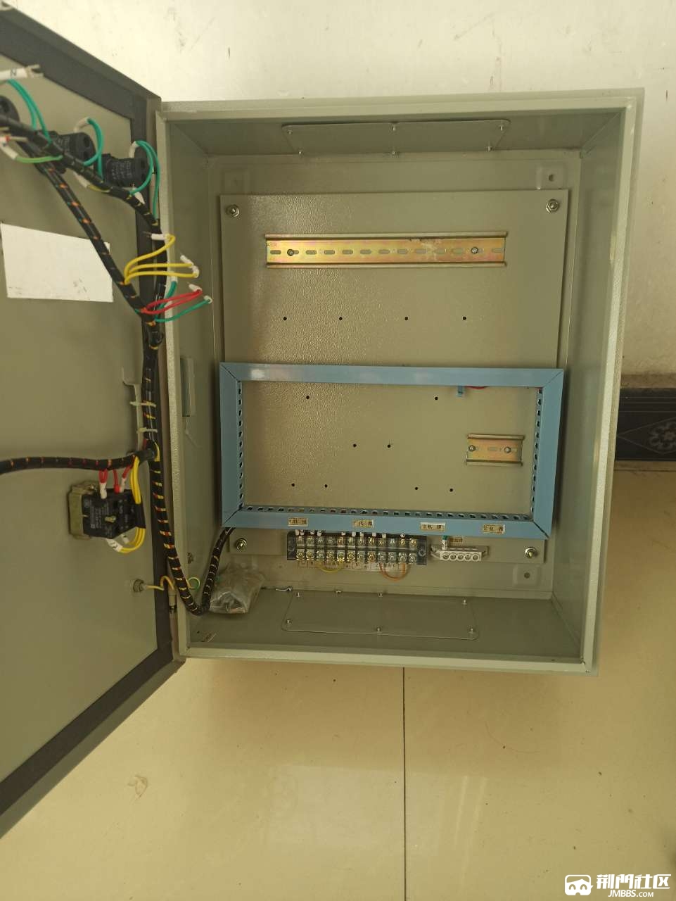 空开关箱电机控制箱便宜转让