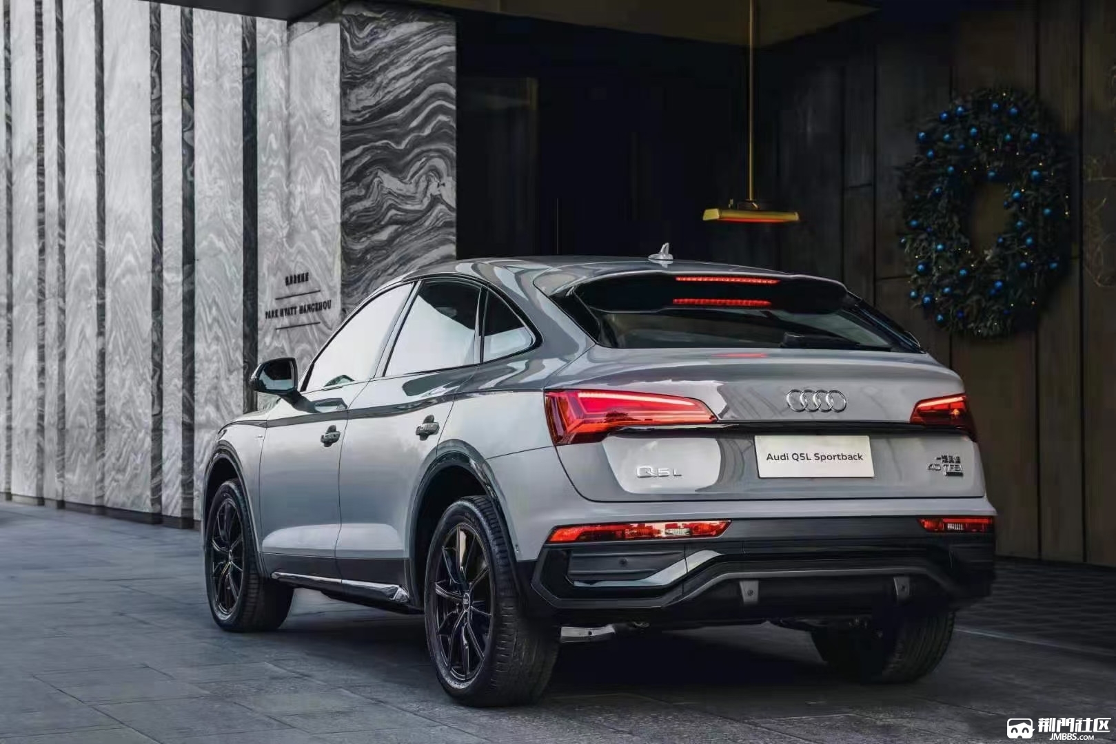 全新奥迪q5轿跑,现车到店欢迎品鉴