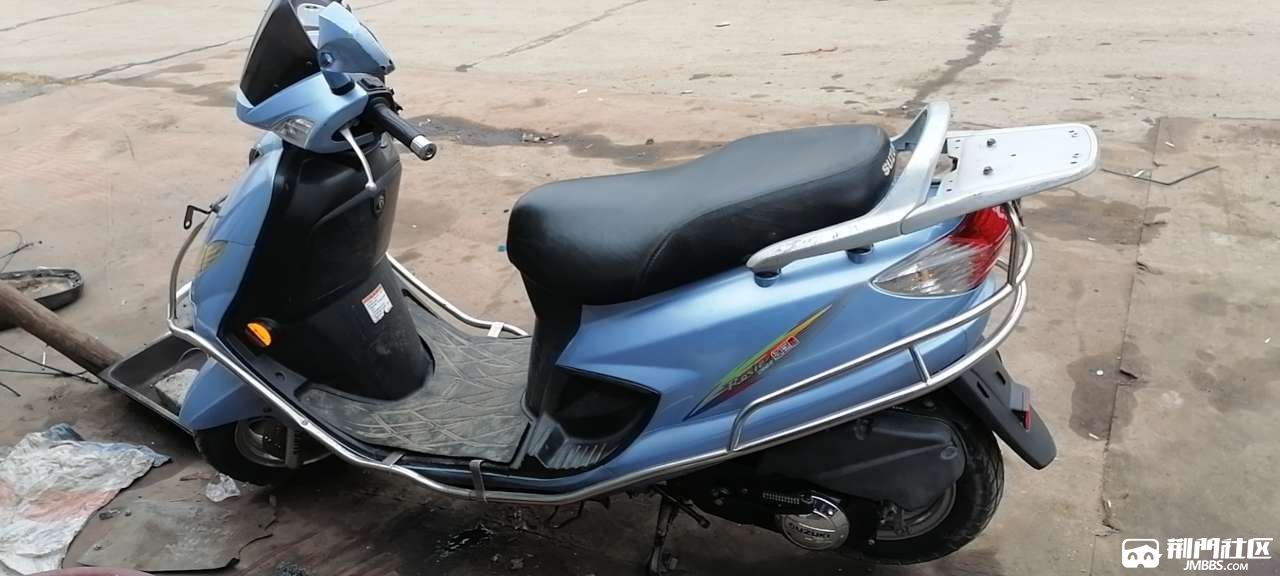 铃木红巨星一千元全车原版原漆