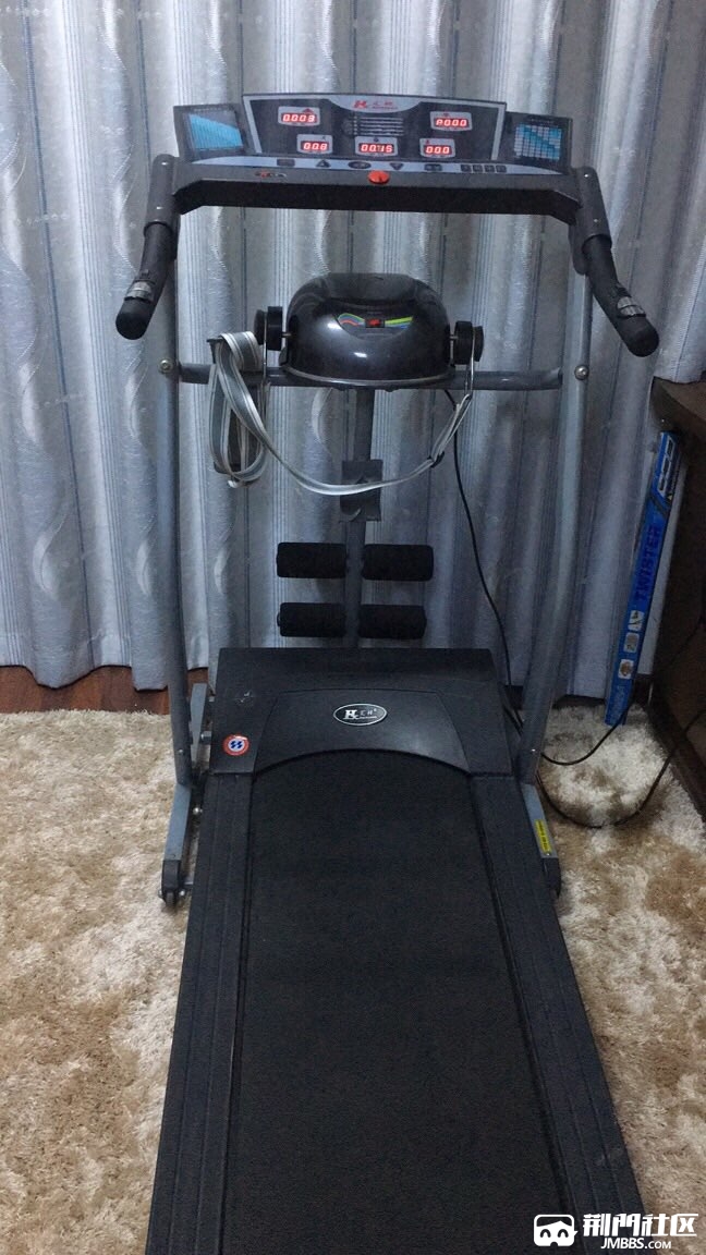 求购 跑步机一台