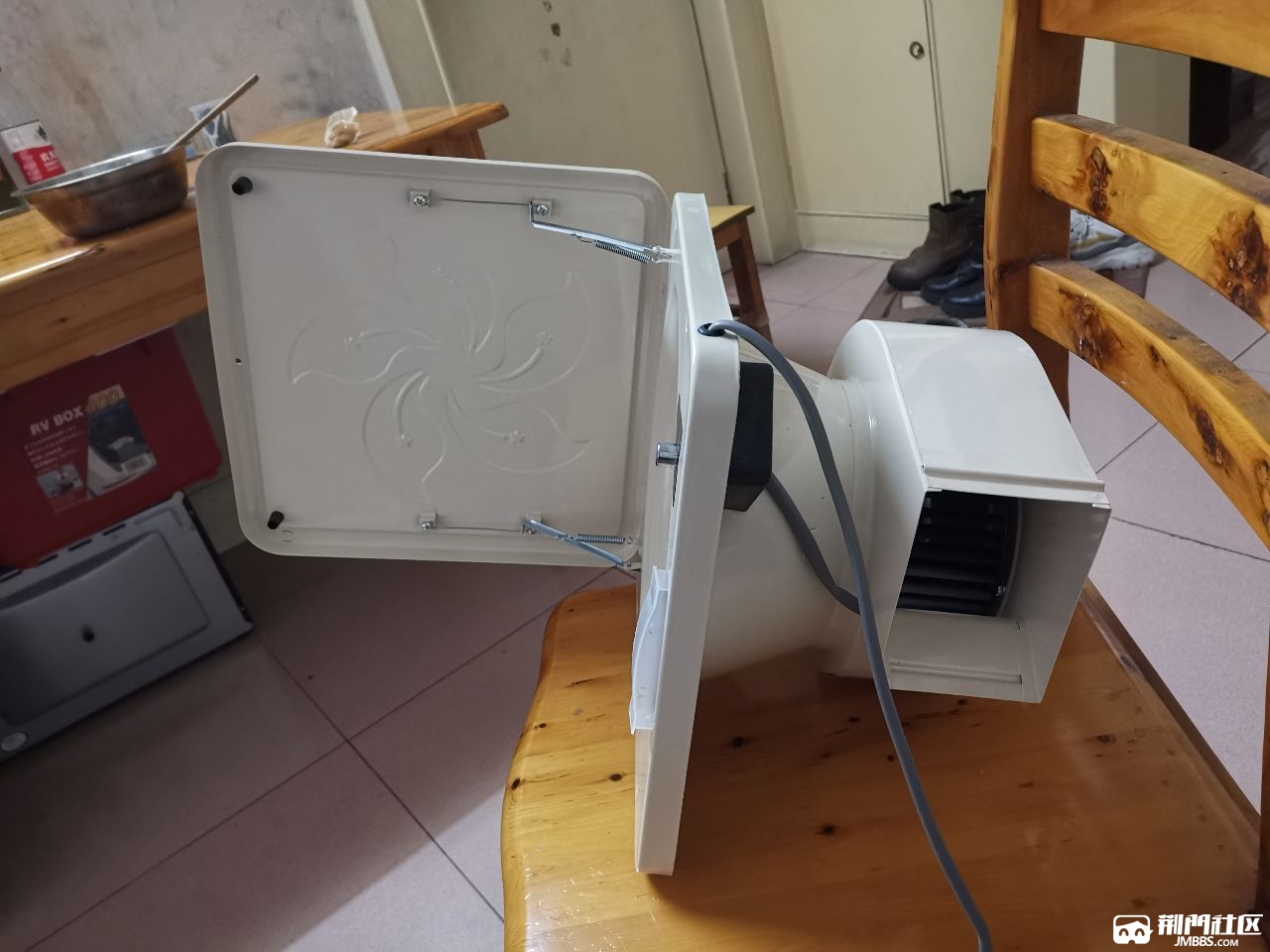 专业安装老式排气扇