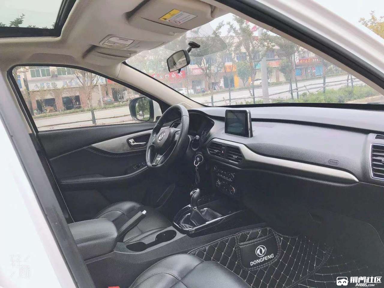 新货,东风风光560,18年11月上牌