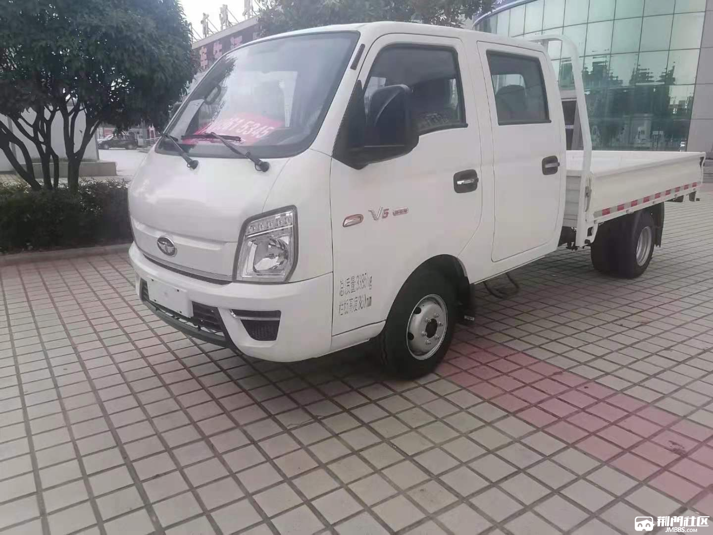 双排汽油车国庆优惠出售