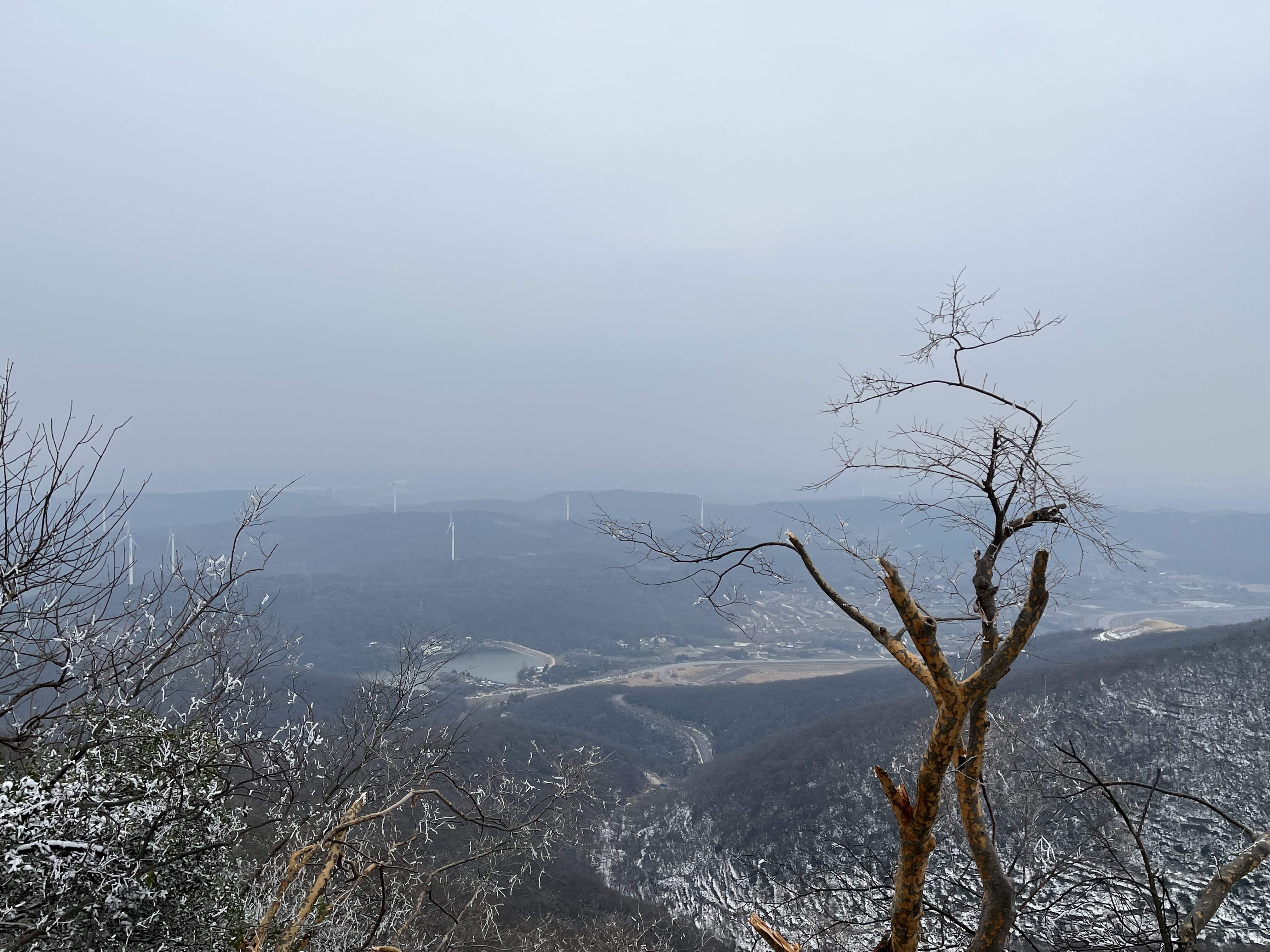 圣境山雪景图片