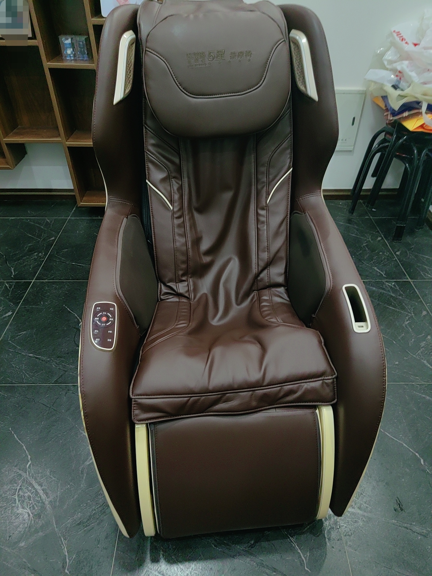 九成新芝华仕太空舱小型按摩椅,闲聊勿扰